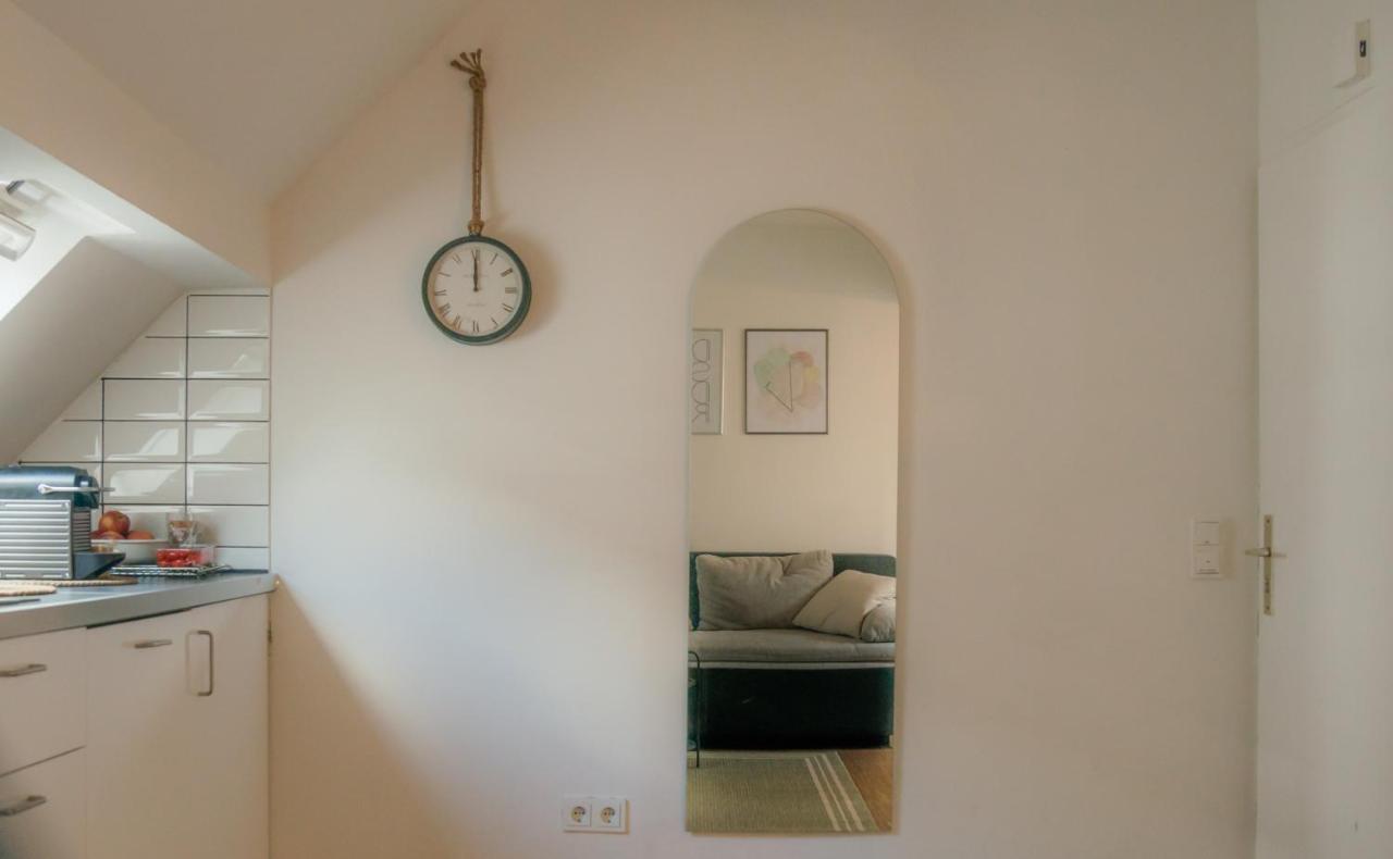 Altstadt Apartment Centralissimo Дюселдорф Екстериор снимка